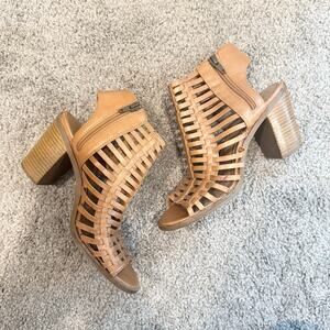 Mossimo Cage Sandals Brown Womens Size 7 Heels 3 Inch